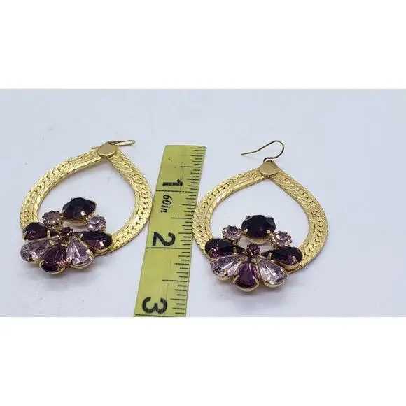 Vintage Gold Tone Dangle Earrings Teardrop Chain Purple Rhinestone Floral - Picture 9 of 9